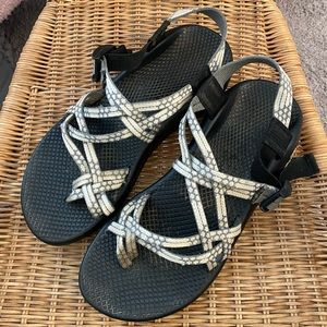 Good condition Women’s Chaco Z/Cloud X2